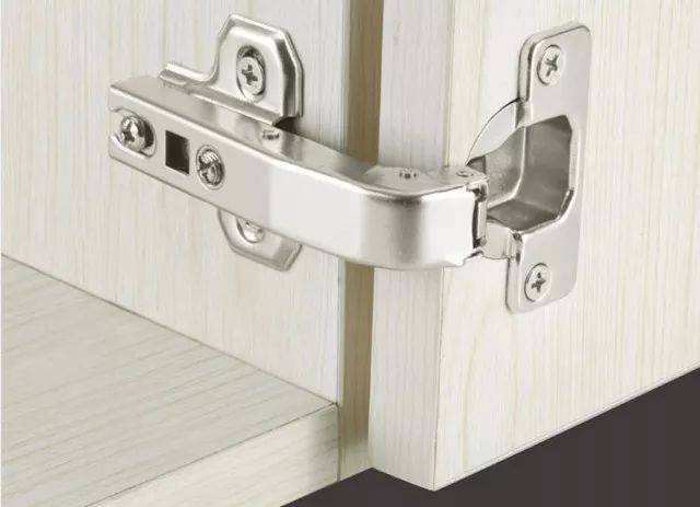 how to install the hinge